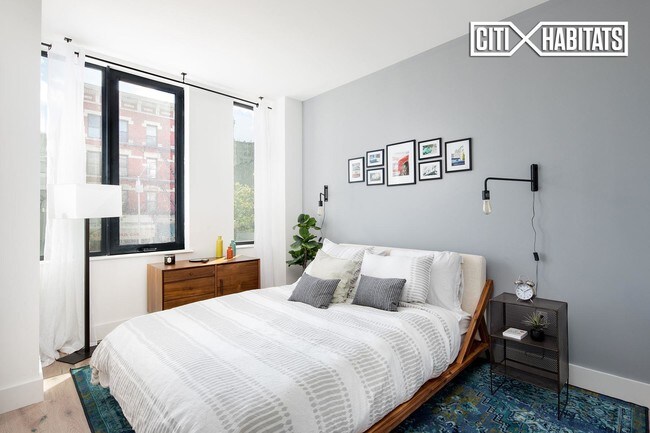 Building Photo - Harlem 125