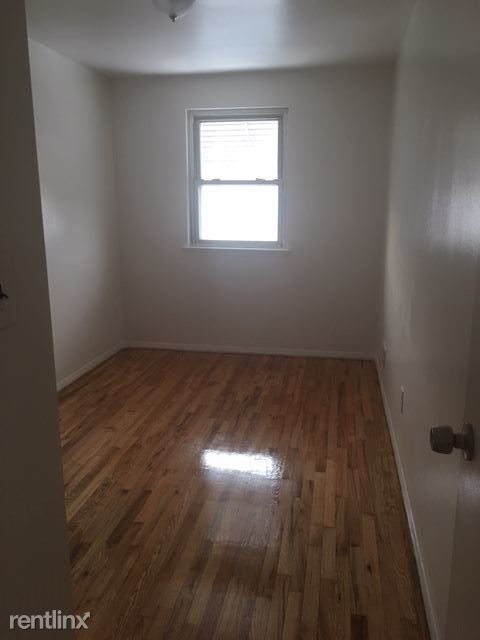 Foto del edificio - 3136 Edson Ave