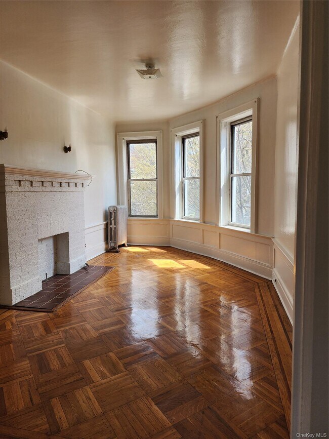 Foto del edificio - 47-12 39th Pl