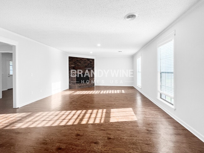 Foto del edificio - 4580 Chelwood Dr