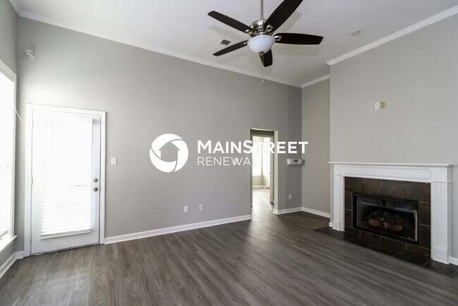 Building Photo - 3 Bedroom Pet-Friendly Home in CORDOVA, TN with Main Street Renewal