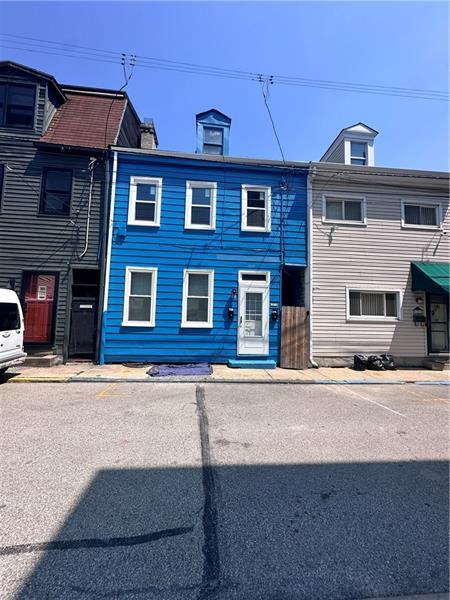 Building Photo - 1819 Harcum Wy