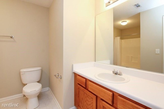 Building Photo - 2 br, 2.5 bath House - 76 Eagle Glen Dr