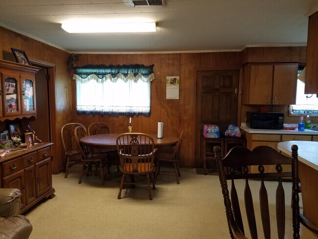 Dining room - 110 Cypress Island Rd