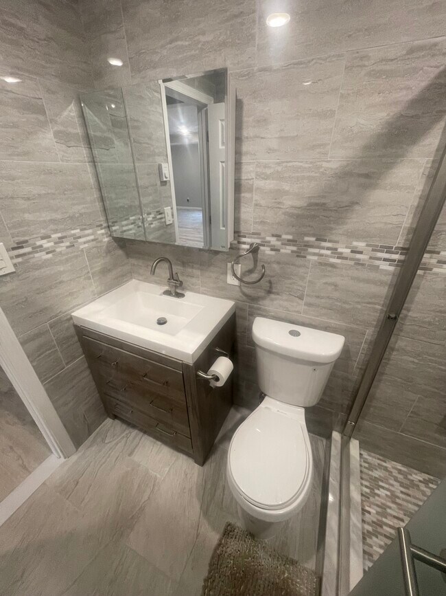 Baño - 14 Noxen Rd