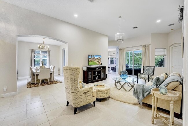 Building Photo - 9056 Bay Harbour Cir