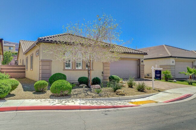 Foto del edificio - Luxury Single Story 3 Bedroom!