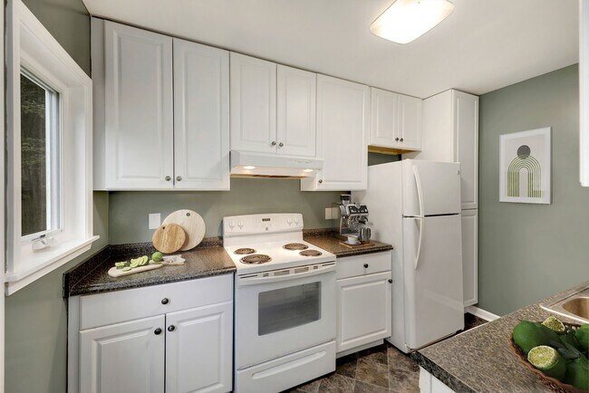 Updated kitchen - 11946 Marmary Rd