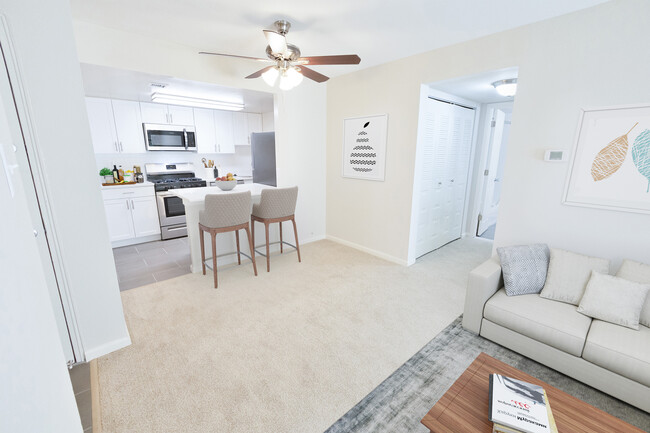 Open Floor Plan - Summit Park Apartments