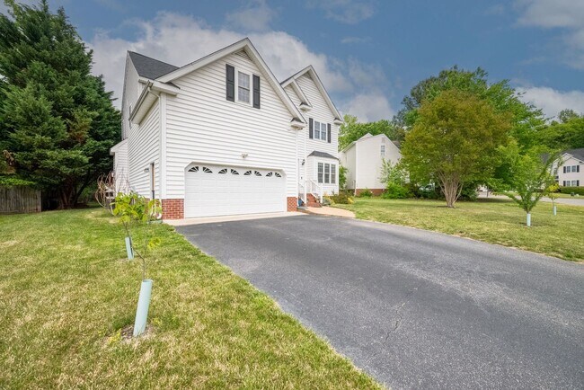 Foto del edificio - Beautiful 5 Bedroom 3.5 Bath Home in Glen ...