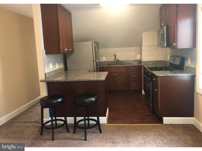 Foto del edificio - 2551 Liberty St