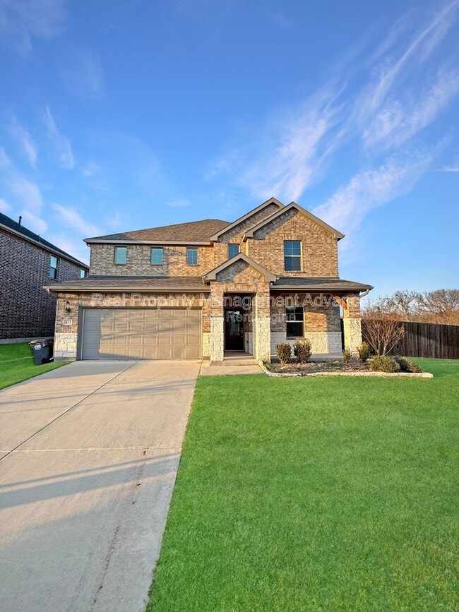 Foto del edificio - 452 Morning Dew Ln