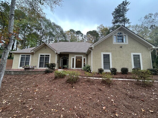Building Photo - 807 Langdon Ln