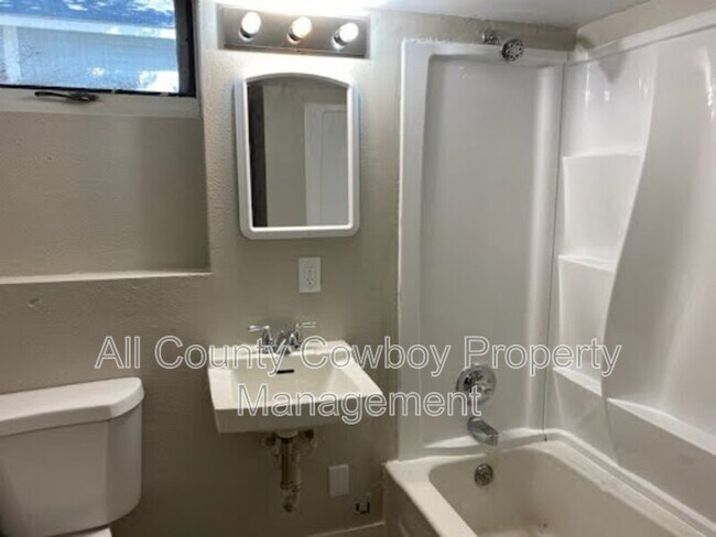Foto del edificio - 950 N 11th St