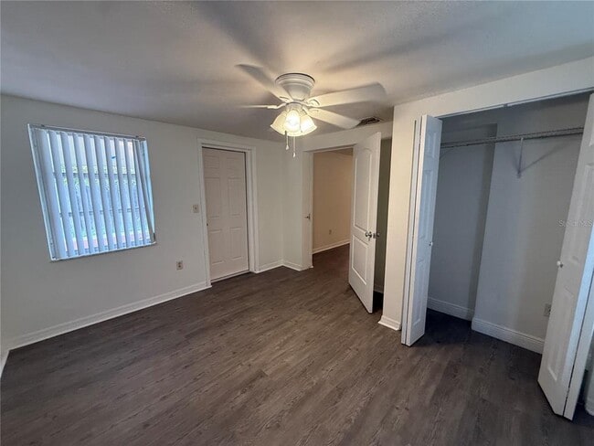 Building Photo - 3525 Springfield Dr