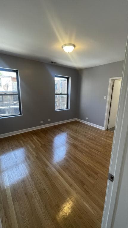 Building Photo - 1942 E 74th St