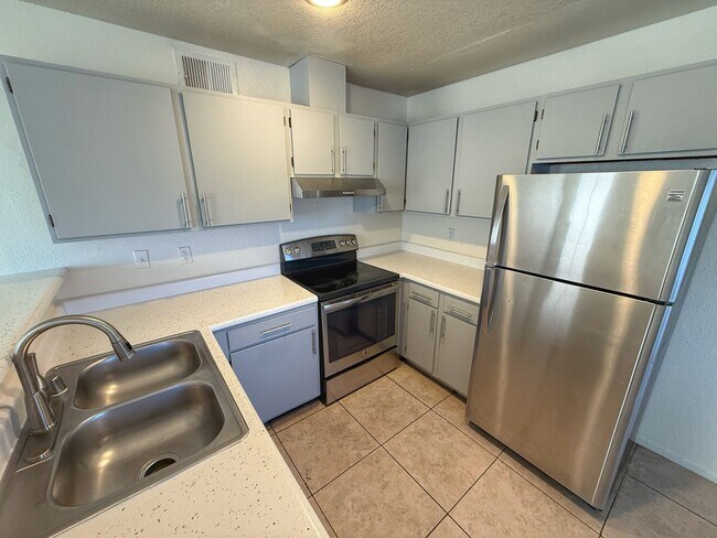 Foto del edificio - 4160 E Tonopah Ave