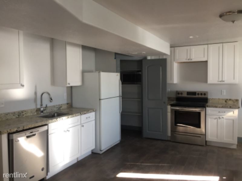 Primary Photo - 2 br, 2 bath Apartment - 146 S 50 E