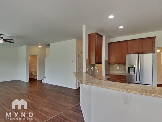 Foto del edificio - 3602 Exbury Gardens Dr
