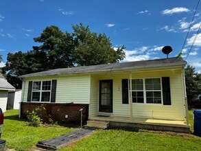 Building Photo - 164 Hughes Ave