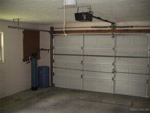 Building Photo - 109 Wright St