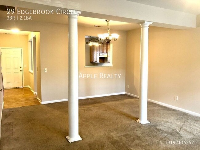 Building Photo - 29 Edgebrook Cir