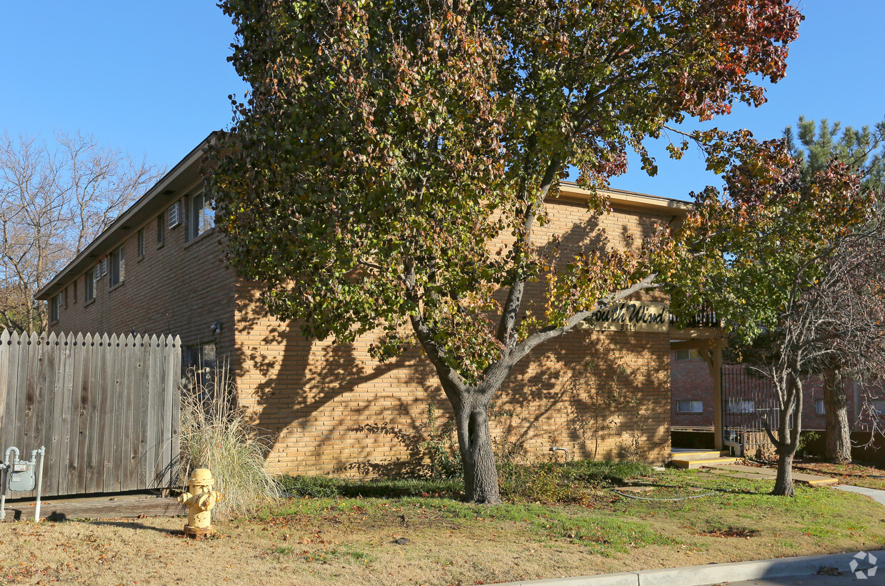 Building Photo - The Southwind Apartments