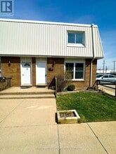 Building Photo - 71 Hagey Ave