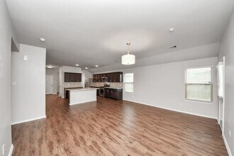 Building Photo - 5410 Dovetail Arbor Trace