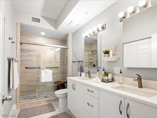 Building Photo - 401 Bayfront Pl