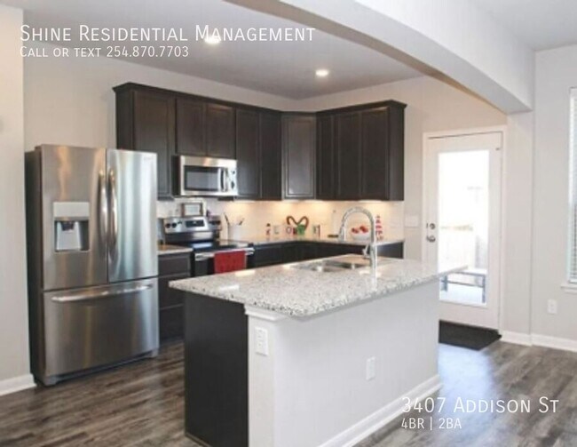 Foto del edificio - 3407 Addison St