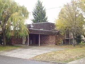 Building Photo - 4-Plex