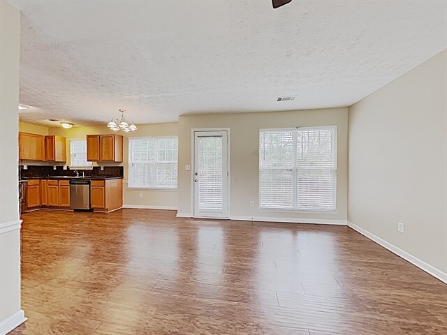 Foto del edificio - 4222 Raptor Place