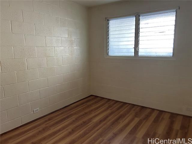 Foto del edificio - 842 Lukepane Ave