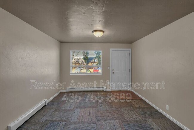 Building Photo - 55 E 500 N