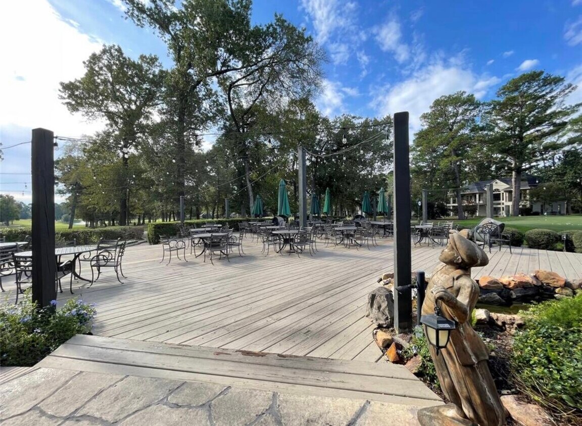 Foto del edificio - 12900 Walden Rd