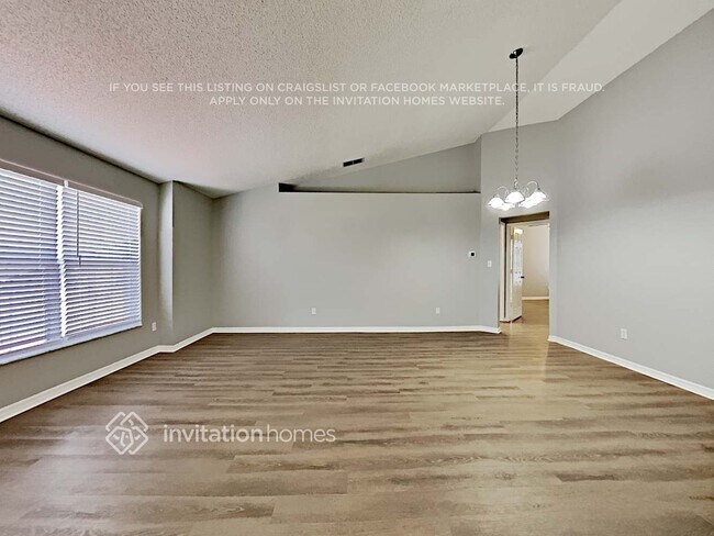 Foto del edificio - 10600 Sandridge Ct