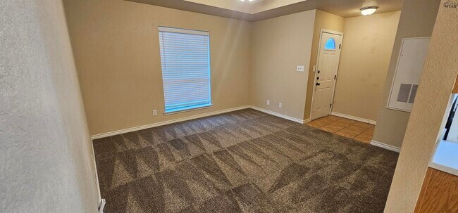 Foto del edificio - 4120 Faith Rd