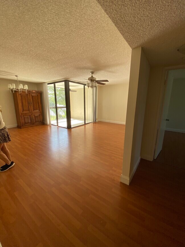 Foto del edificio - 820 Lavers Cir