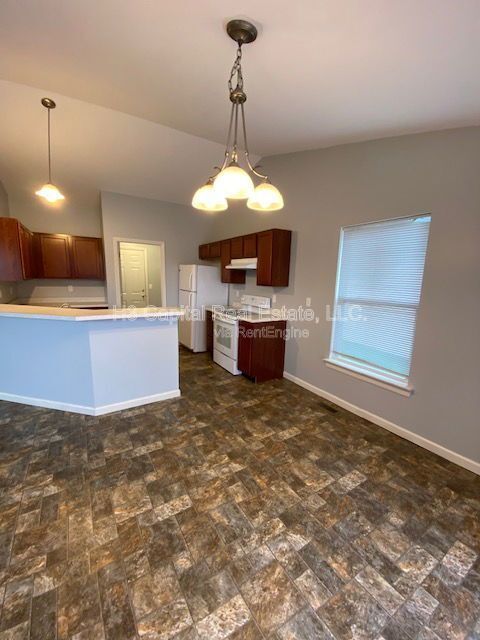 Building Photo - 2640 Cheyenne Wells Dr