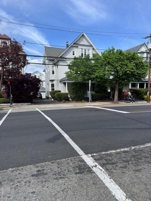 Primary Photo - 733-735-735 JFK Blvd E