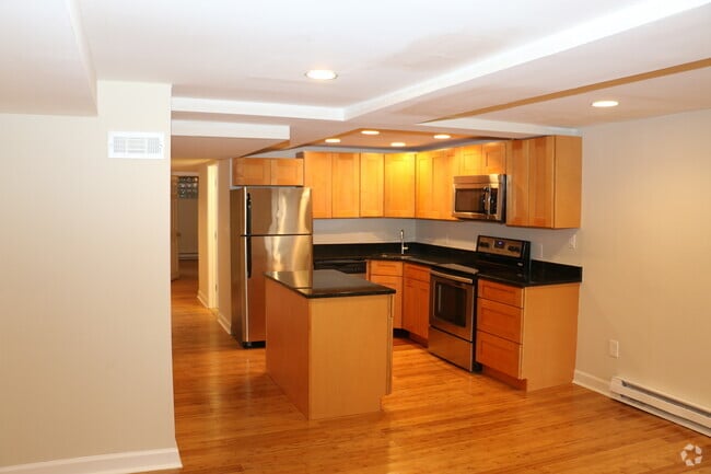 Building Photo - 1464 Newton St NW