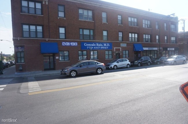 Building Photo - 2 br, 2 bath Condo - 2361 N California Ave