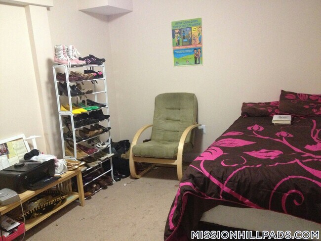 Building Photo - 891 Huntington Ave