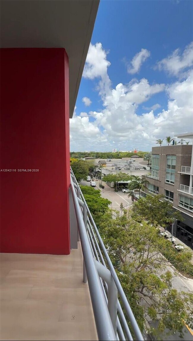 Foto del edificio - 90 NE 32nd St