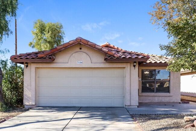 Building Photo - 3104 N Copenhagen Dr