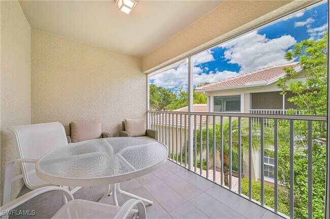 Foto del edificio - 5615 Sherborn Dr