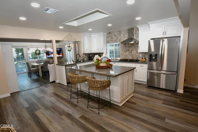 Building Photo - 5415 Willow View Dr