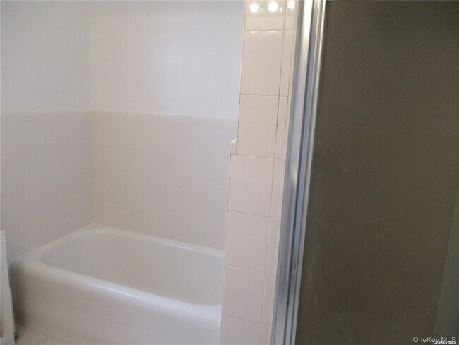 Foto del edificio - 127 Gordon Rd