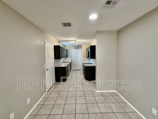 Building Photo - 1617 NW 150th Terrace